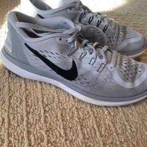 NIKE Fitsole running sneakers GUC